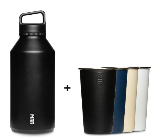 64oz-wm-bottle-4x-pint-cups-c4 64oz-bundle-04.png