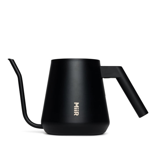 new-standard-pour-over-kettle-o4 Pour_Over_Kettle_Black_Studio_0222_Front.jpg