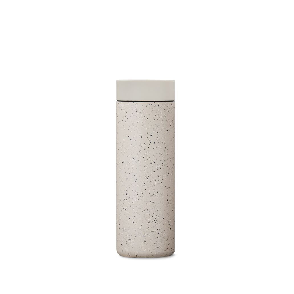 360-traveler-i8 WebPDP-16oz_360_Traveler_Desert_Tan_Speckle_Studio__TRV1SV16224_Back.jpg