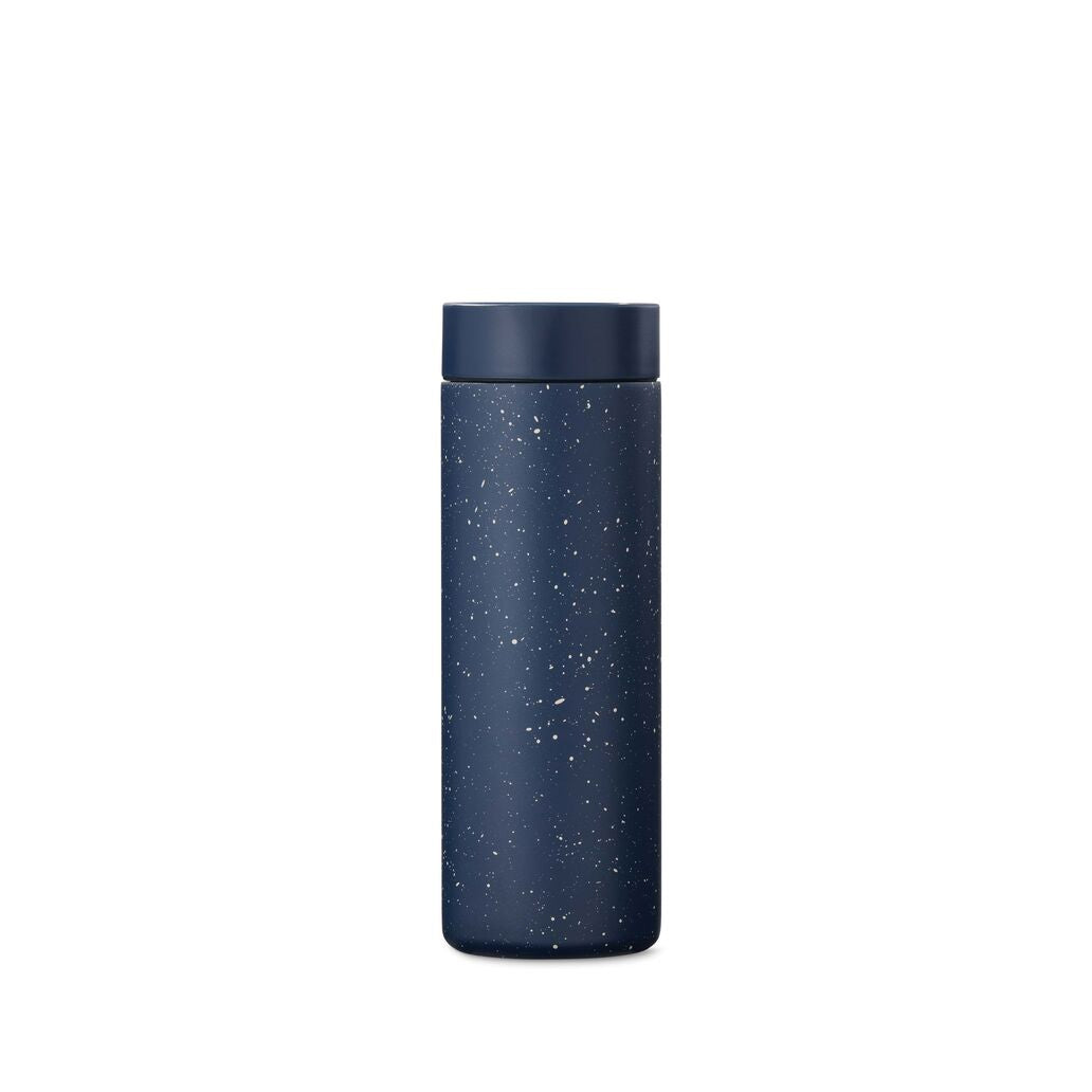 360-traveler-i8 WebPDP-16oz_360_Traveler_Tidal_Blue_Speckle_Studio__TRV1SV16225_Back.jpg