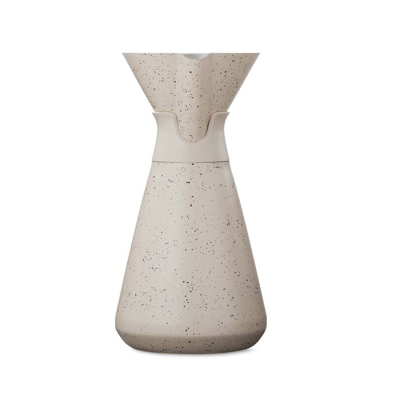 new-standard-carafe-y9 WebPDP-33oz_New_Standard_Carafe_Desert_Tan_Speckle_Studio__CAR1SVOS224_270.jpg
