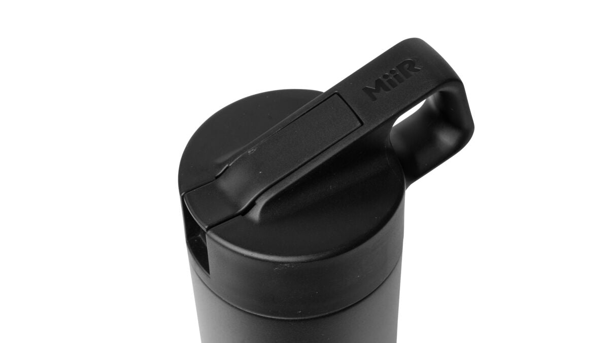 straw-bottle-h6 WebPDP-Straw_Lid_2_Black_Studio_0221_45deg_Closed__WMB1SL20002.jpg