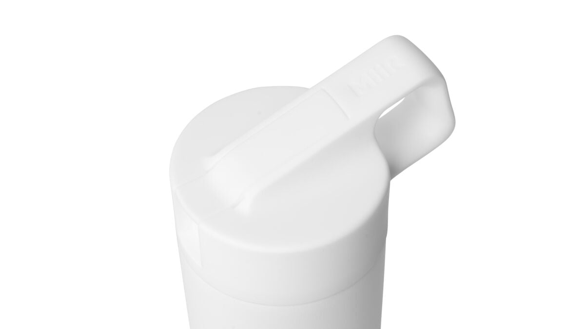 straw-bottle-h6 WebPDP-Straw_Lid_2_White_Studio_0221_45deg_Closed__WMB1SL20001.jpg