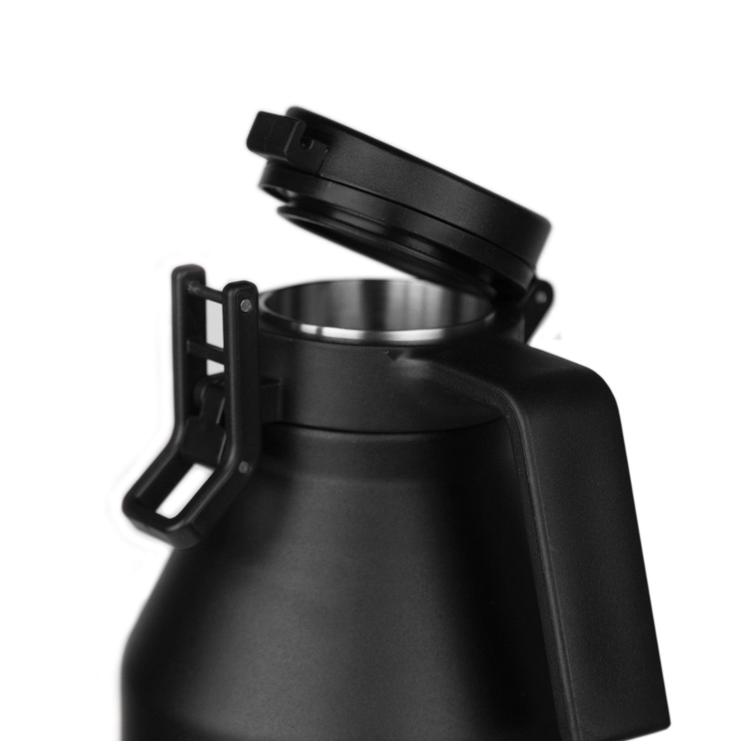 64oz-growler-v1 growlerdetail1_f7b2c86e-8bb8-40fc-b9ae-6f2e9d01276f__402220.jpg